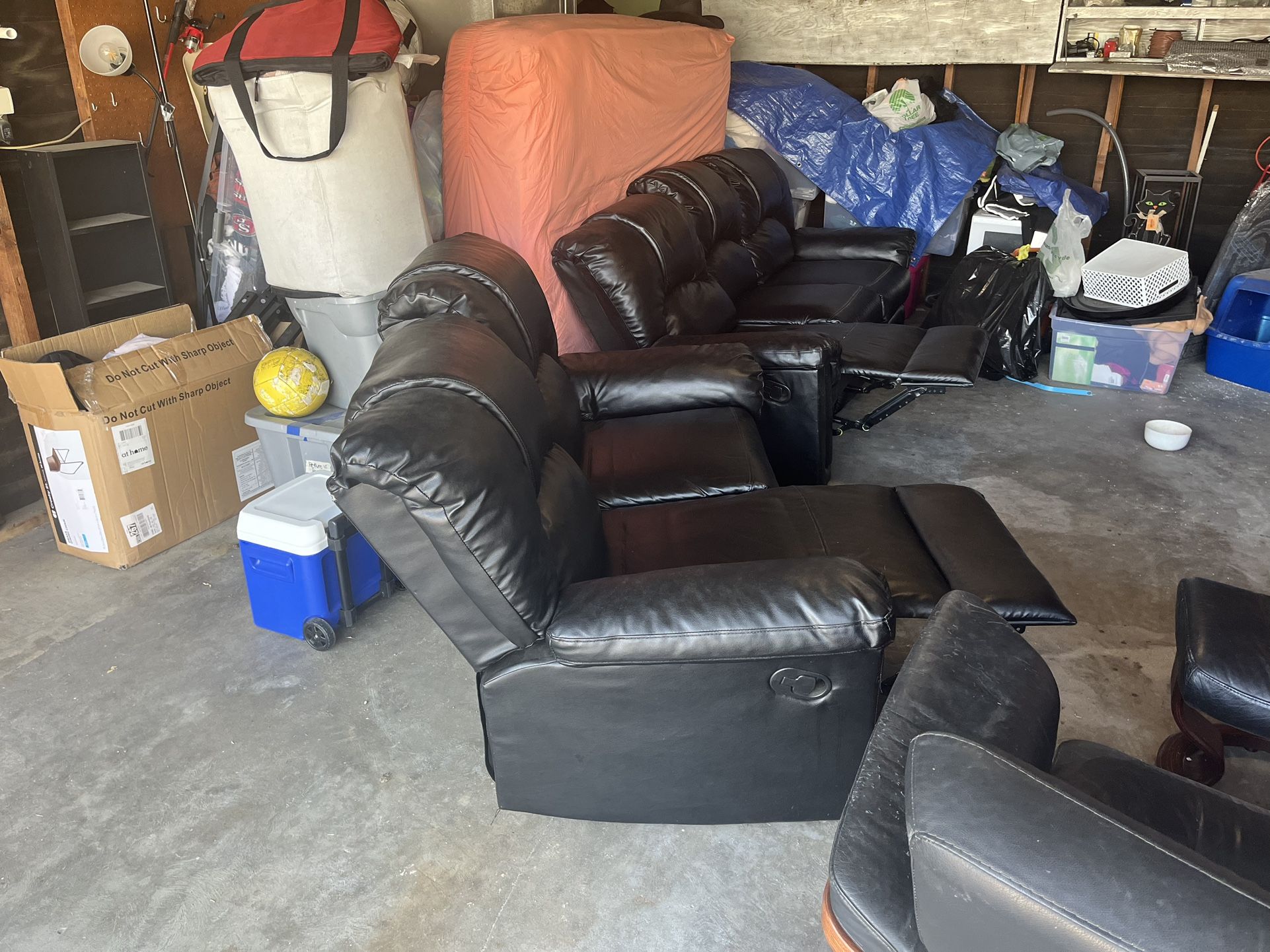 recliner leather couches for Sale in Fresno, CA OfferUp