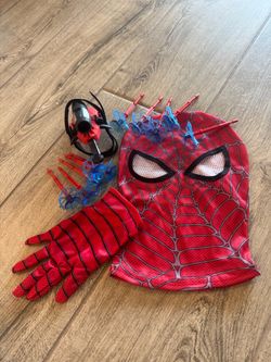 Spider-Man face mask, glove, shooting set