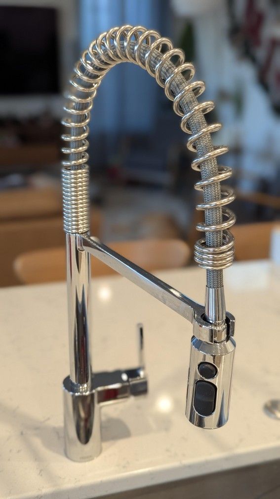 Moen Align Chrome One-Handle Pre-Rinse Spring Pulldown Kitchen Faucet
