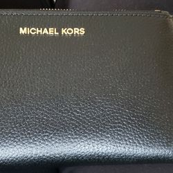 Brand new Michael Kors Wallet