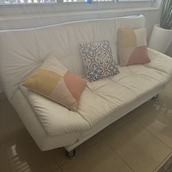 Sofa, leather bed in very good condition