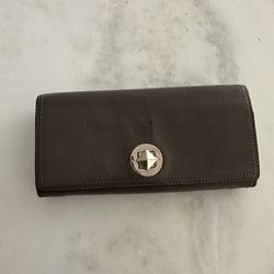 Kate Spade Leather Wallet 