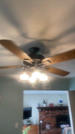 Hampton Bay ceiling fan