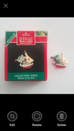 Kittens in Toyland minature Hallmark ornament. 1990 number 3 in the series.