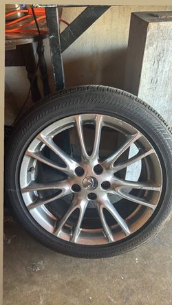 Infiniti sport wheel