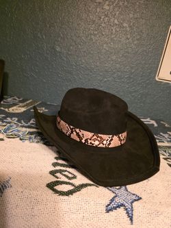 NWT Fashion Nova Black Rattle Rodeo Cowboy Hat