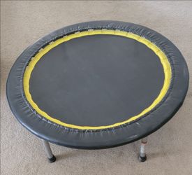 Exercise trampoline