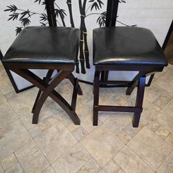 Set of two matching barstools 24"H x 14". Like new condition, $60
