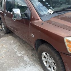 2004 Nissan Titan