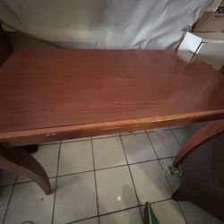 Mahogany Table $20  PICK UP ONLY
