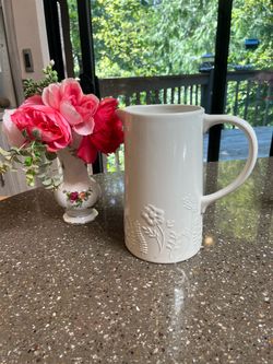 Princess House new Pitcher