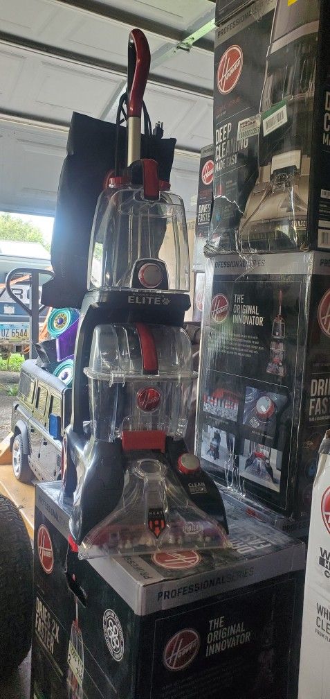 HOOVERPowerScrub Elite Pet Upright Carpet Cleaner