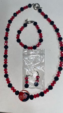 3-Piece Red & Black Beaded Jewelry Set - Necklace, Bracelet & Earrings