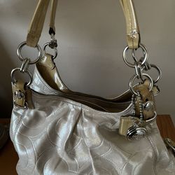 It’s A Beautiful COACH Bag The Color Is Beige, Barely Used