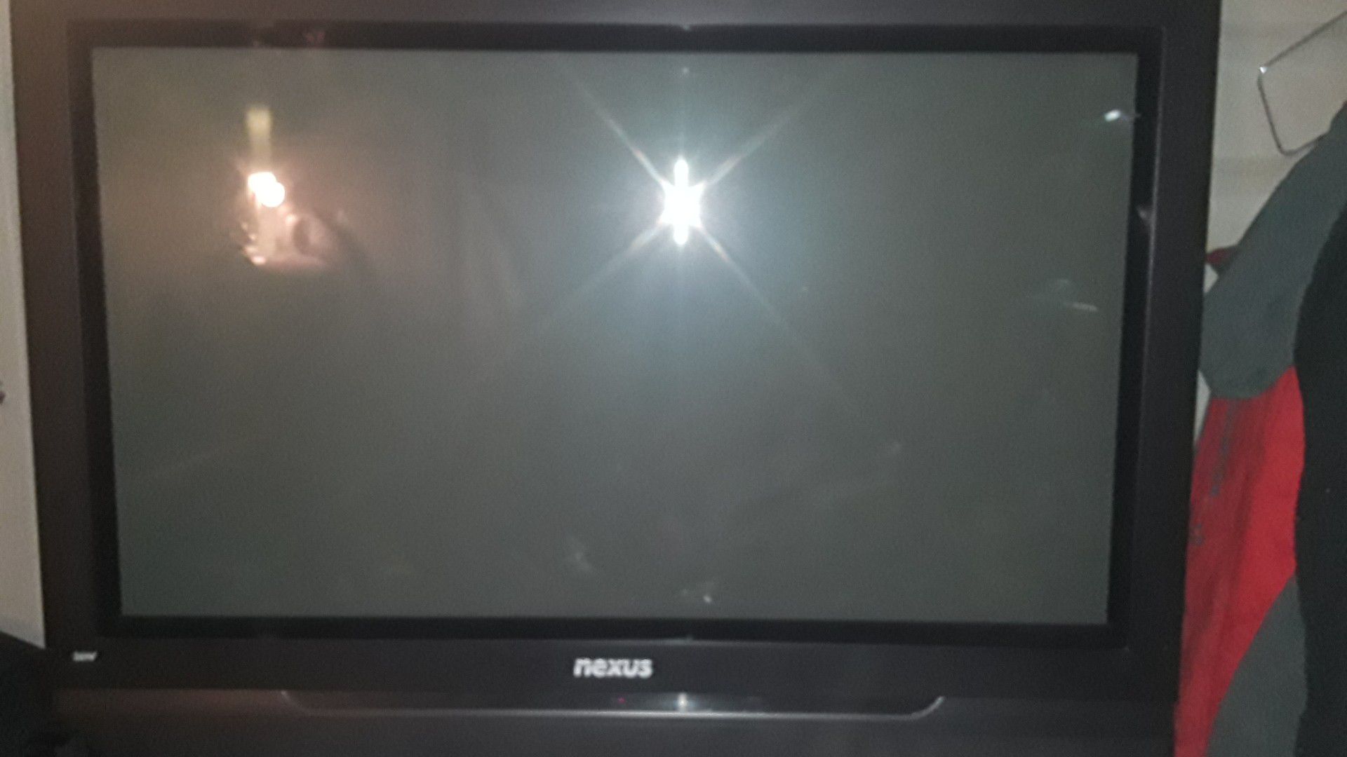 42inch Nexus T.V perfect picture 2 HDMI connections