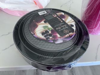 Bases para hacer pasteles tres por $10