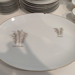 Fukagwa  Dinnerware 