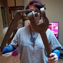 Electricians Hole Punch