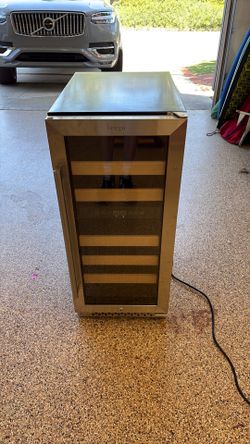 Yeego wine fridge