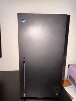 Xbox Series X with Elite Series 2 Controller