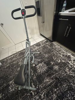 Home Squat Exercise Machine with Monitor