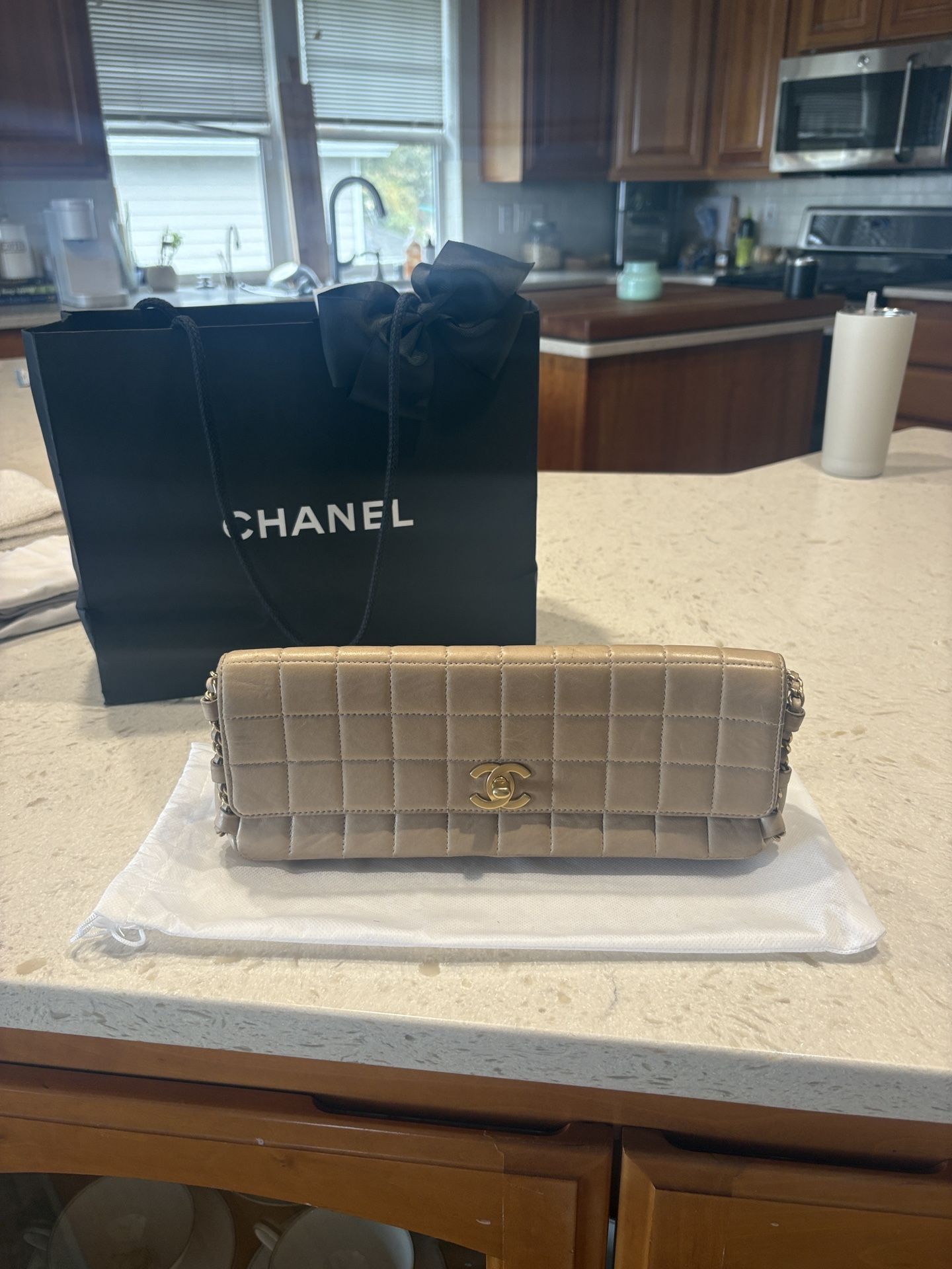 CHANEL