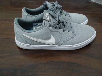 Nike SB Sneakers
