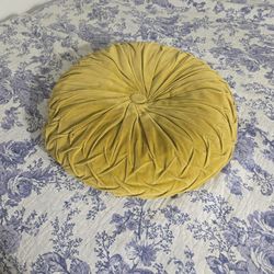 Round Pillow 