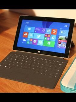 Microsoft Surface Rt 32gb. Windows Rt ,Old Laptop Tablet And Chargerg