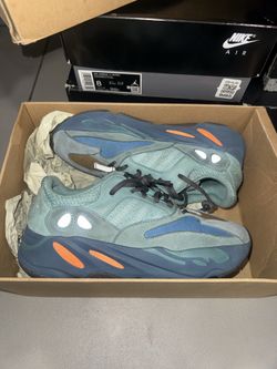 Yeezy 700 faded azure Sz 9