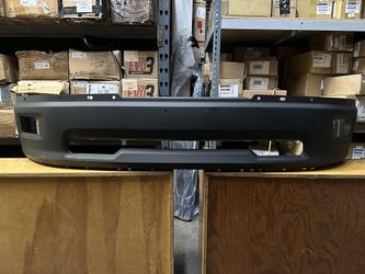 09-12 DODGE RAM 1500 BLACK FRONT BUMPER W/ FOG LAMPS CUTOUTS
