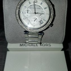 Michael Kors Silver-toned Glitz Watch - MK5353
