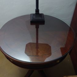 Lane  Cherry Round Side Tables & Set Of 2 Lamps