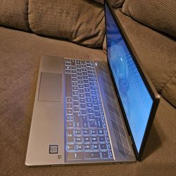 15.6" HP Touchscreen Laptop - Intel Quad Core i5, 12GB Ram Memory, 1TB HDD, Windows 11