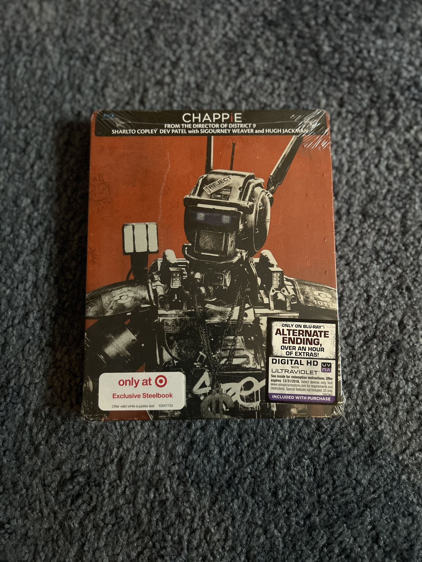 Chappie Blu-Ray Limited Edition Steelbook Target Exclusive Brand New