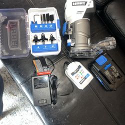 Hart 20v Router, 2Ah Battery And Charger 