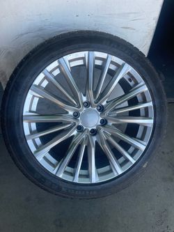22x9 Escalade wheels in stock 🔥🔥