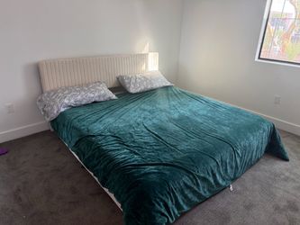 MOVING SALE - KING SIZED BED FRAME AND MATTRESS