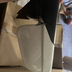 2008-2008 BMW 528i Passenger Side Mirror 