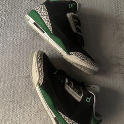 Jordan 3 Pine Green Size 9.5