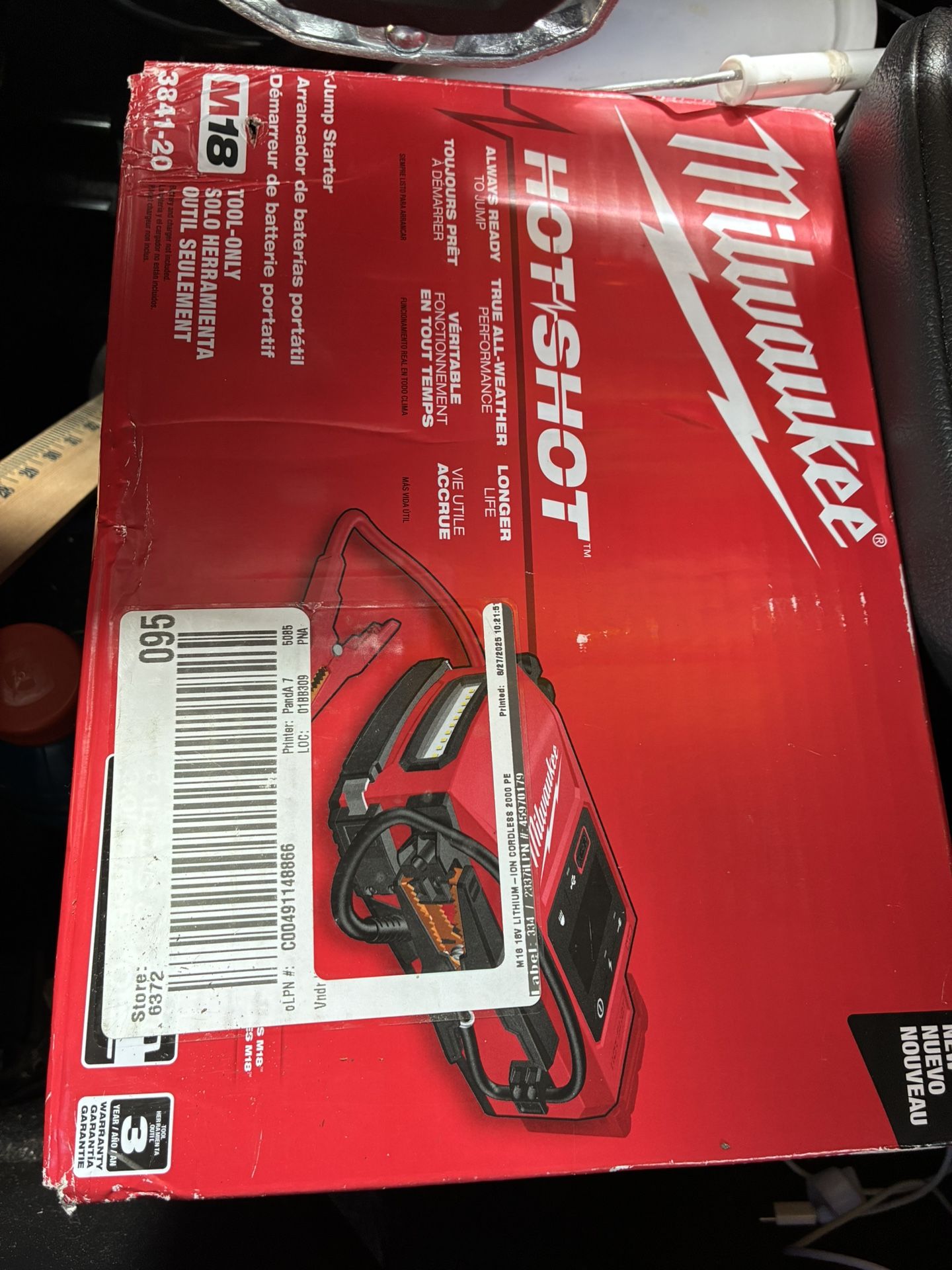Milwaukee Hotshot Jumpstarter