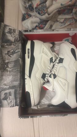 Air Jordan 4s retro Og fc size 13M
