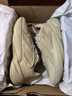 Adidas “ozelia”