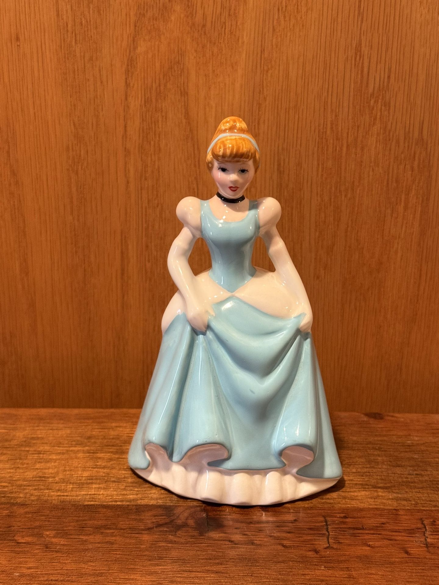 VINTAGE Walt Disney Cinderella Porcelain Ceramic Figurine Long Blue Gown -TAIWAN