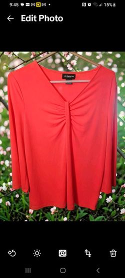 Liz Claiborne Coral V-Neck Long Sleeve Blouse with Front Ruching, size medium