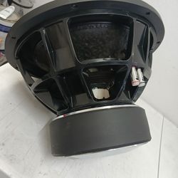 1 - 15" Skar Audio VXF Subwoofer 