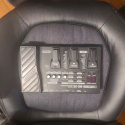 BOSS ME-25 Guitar Pedal Board