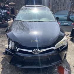 Toyota Camry 2017 2-6-0-3-8-9-9 SELLING PARTS ONLY VEHICLE NOT FOR SALE