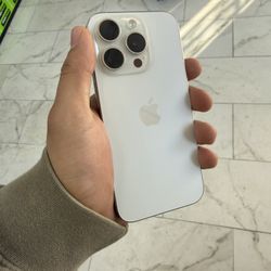 iPhone 15 Pro Unlocked 128GB Amazing Condition 