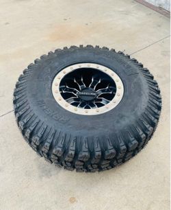 BIG SALE. On new Raceline 15x7 4x137 Beadlock wheels &  35x10-15 tires for CAN AM MAVERICK X3 SXS UTV ( We Finance)